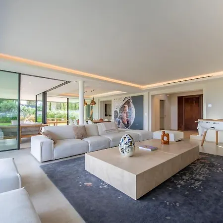 Вилла Elsa, Golfe De Saint Tropez, Sublime Vue Гримо